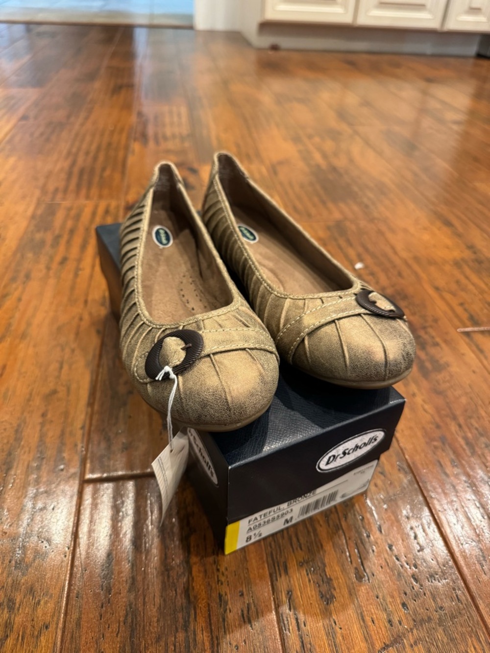 Dr. Scholl's Tan Pleated Ballet Flats with Buckle